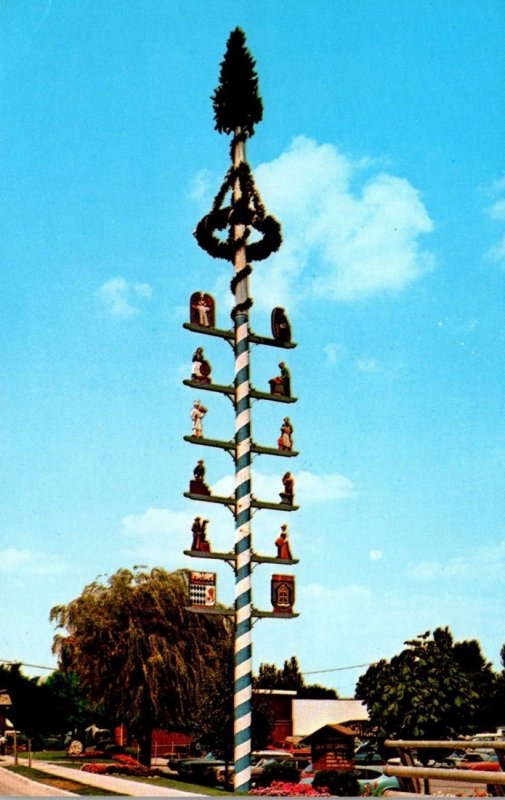 Michigan Frankenmuth The Maibaum Maypole