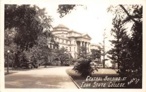 Ames Iowa State University/College-Central Building~30 Cars under Trees~RPPC