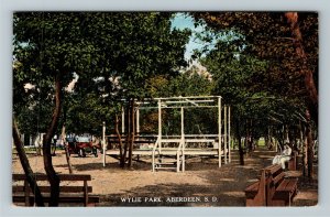 Aberdeen SD-South Dakota, Wylie Park, Stage, Visitors, Auto, Vintage Postcard