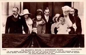RPPC King George V and Royal Family on Balcony at Buckingham Palace Postcard Z15