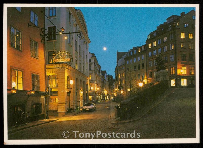 Osterlanggatan vid S:t Goran och Draken i Gamla Stan