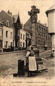 CPA Le Treport Treportaise a la Croix de Gres FRANCE FOLKLORE (788817)