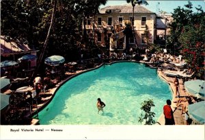 Nassau, Bahamas  ROYAL VICTORIA HOTEL Pool & Outdoor Bar  4X6 Vintage Postcard