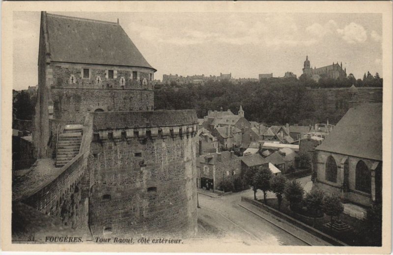 CPA Fougeres Tour Raoul (1237715)