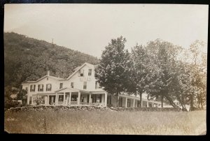 Vintage Postcard 1907-1915 Mead's (Inn?), Somwhere in the U.S.