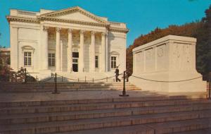 Tomb of the Unknown Soldir and Tomb Guard - Arlington VA, Virginia