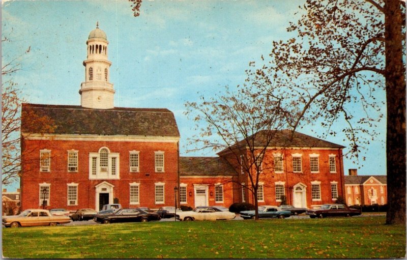 Vintage Chrome Postcard The Old State House On The Green Dover Delaware DE