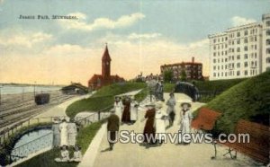 Juneau Park - MIlwaukee, Wisconsin WI Postcard
