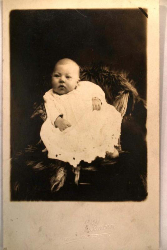 pre-1924 rppc INFANT BABY at studio in St. Louis Missouri MO postcard v0503