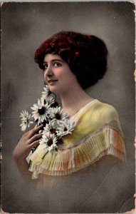 Beautiful Lady 1913