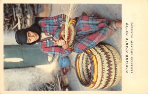 Yemen Yemenite Woman Plaiting Basket Making Vintage Postcard AA62193