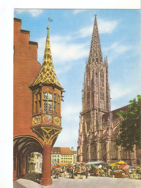 Postal 050111 : Freiburg im Breisgau. Munsterturm mit Kaufhauserker