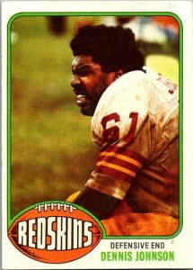 1976 Topps Football Card Dennis Johnson Washington Redskins sk4463