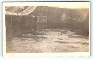 1920s SHOWING WATER RISING IN MIDDLE LEVEL SATURN LOCKS WEST RPPC POSTCARD P1633