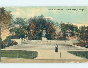 Divided-back MONUMENT SCENE Chicago Illinois IL AE7991