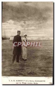 Old Postcard LAR Albert 1st and Queen Elizabeth on the Belgian beach REMAINED