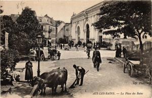 CPA AIX-les-BAINS - La Place des Bains (659130)