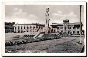 Postcard Modern Egypt Cairo Station and Ramses II Statue