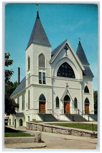 1960 The Monadnock Region, St. Patrick's Catholic Church Milford NH Postcard 