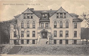 J39/ Valley City North Dakota Postcard c1910 Normal School Dormitory 229