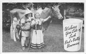 J46/ Interesting Postcard c1940 Bud & Betty Bowman Cow Sideshow Dwarfs 204