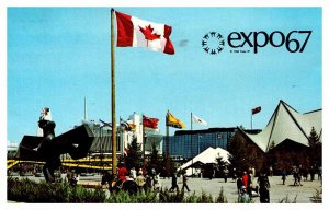 Postcard TOURIST ATTRACTION SCENE Montreal Quebec QC AU5379