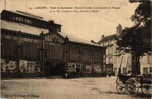 CPA LANGRES Place du Centenaire - Marche-Couvert (616748)