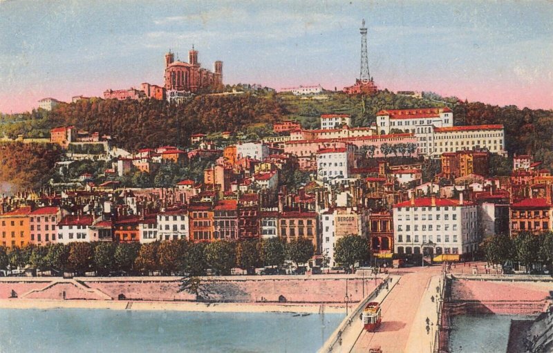 A186 France Lyon Pont du Change Colline de Fourviere Tram vintage postcard