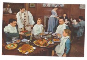 Williamsburg VA King's Arms Tavern Family Dinner Postcard