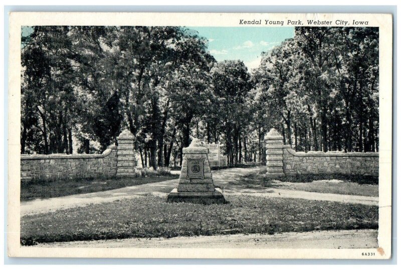 1940 Kendal Young Park Monument Exterior Webster City Iowa IA Vintage Postcard
