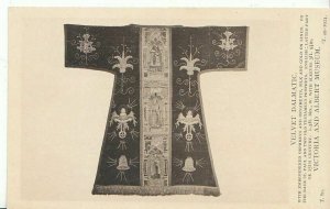 Museum Postcard - Velvet Dalmatic With Embroidered Orphrey's   ZZ891