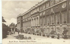 Middlesex Postcard - South Front - Hampton Court Palace   ZZ737