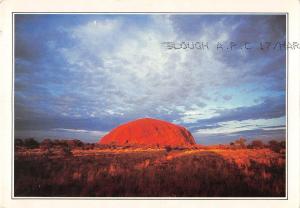 BT11696 Northem territory the monolith of ayers rock      Australia