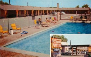 California 1950s Woodland El Rancho Motel Swimming Pool Postcard 20-8568