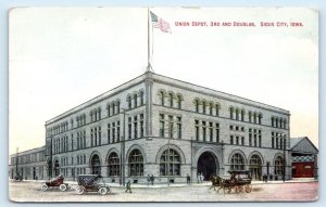 SIOUX CITY, IA Iowa ~ UNION RAILROAD DEPOT 3rd & Douglas Street c1910s  Postcard