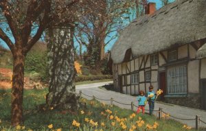Hampshire Postcard - View of Children in a Hampshire Village RS24716