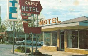 Harrison Arkansas Sands Motel Street View Vintage Postcard K41687