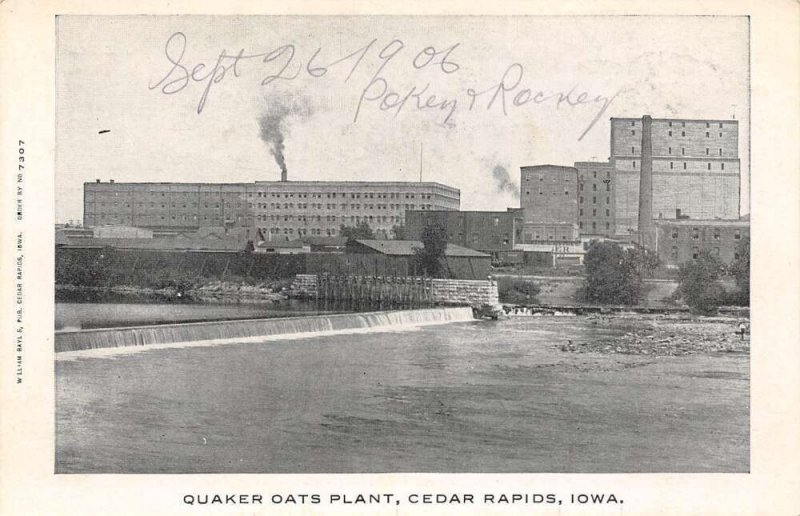 Cedar Rapids Iowa Quaker Oats Plant, B/W Photo Print Vintage Postcard U4955