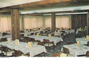 REGINA , Saskatchewan, 50-60s; Walnut Room , Golden West Motel