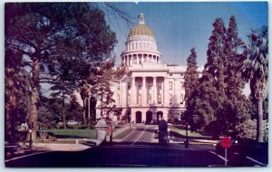 Postcard - State Capitol Building, Sacramento, California, USA