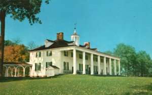 Postcard Home Of The First President Main House Building Mount Vernon Virginia