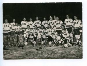 250932 USA ICE hockey team olympiad INNSBRUCK 1964 year OLD PC