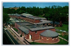 Treadway Inn Hotel Rochester New York NY UNP Chrome Postcard H22