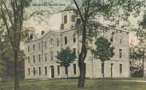 USA College Hall Fayette Iowa Vintage Postcard 07.05