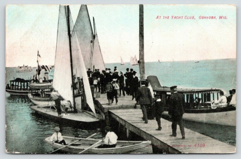 Oshkosh Wisconsin~Crowd on Yacht Club Dock~Excursion Boats~Sailboats~Row~1909 