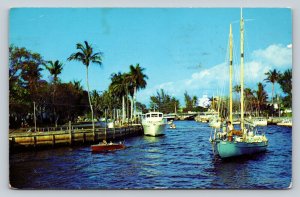 c1961 Boats in New River FORT LAUDERDALE Florida VINTAGE Postcard 0782
