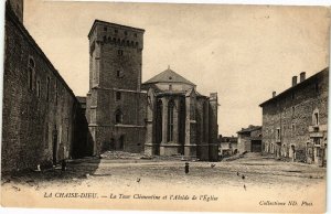 CPA La CHAISE-DIEU - La Tour Clementine et l'Abside de l'Église (203009)