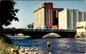 Reno, NV Nevada  FISHING IN TRUCKEE RIVER  Fisherman~Bridge  ca1950's Postcard