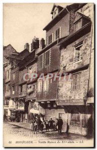 Postcard Old Honfleur Old house of the fifteenth century Children