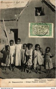 CPA AK Tananarive- Groupe d''enfants malgaches MADAGASCAR (819154)